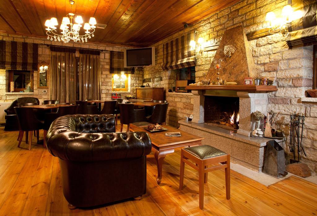 Nisista Lodge Mountain View Rodavgi Экстерьер фото